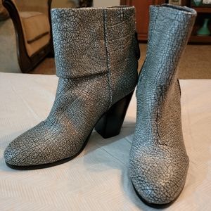 Rag & Bone Limited Edition Newbury Silver Gunmetal Metallic Ankle Bootie Size 8